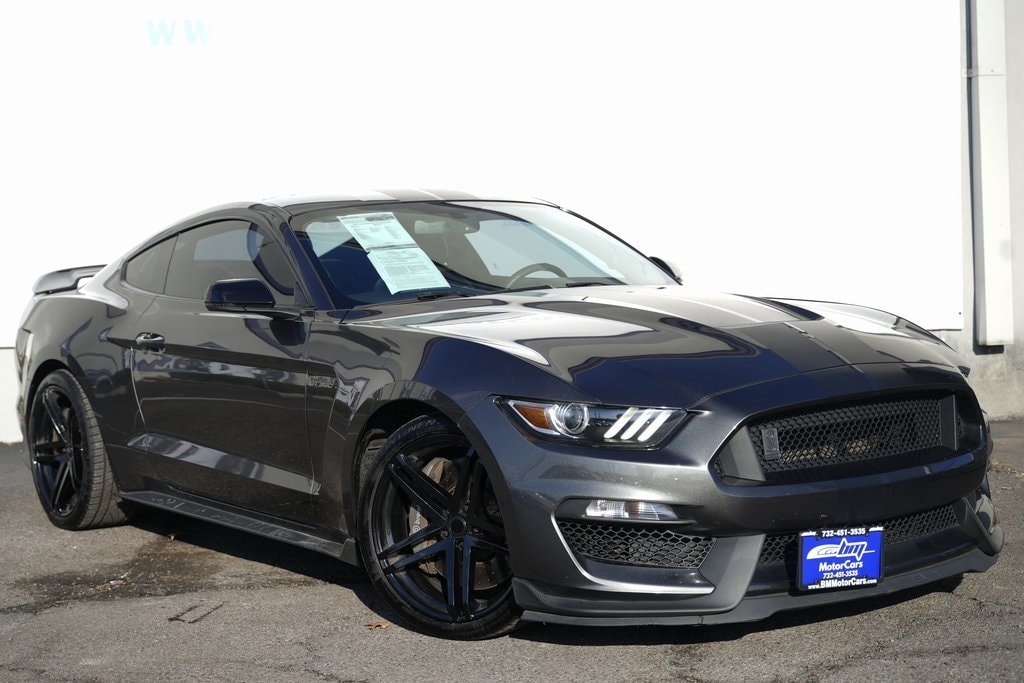 2017 Ford Mustang Shelby GT350's photo
