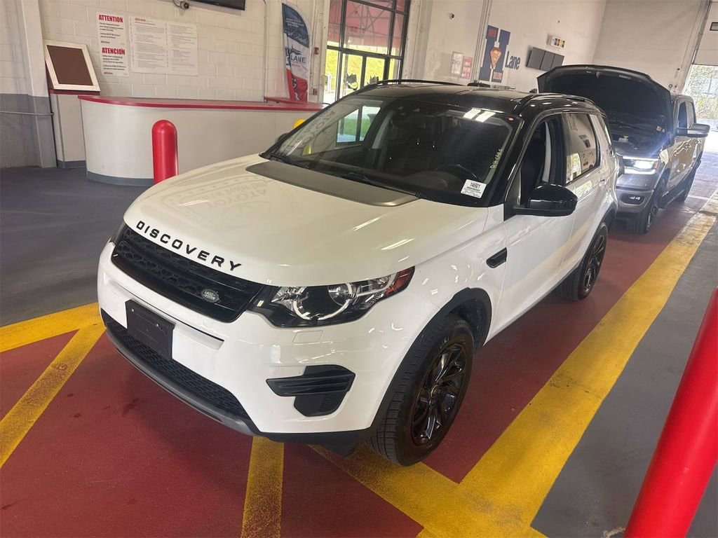 2019 Land Rover Discovery Sport 2.0 SE's photo