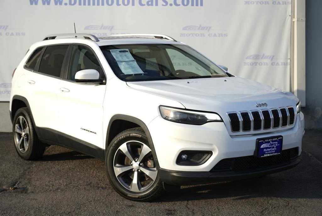 2019 Jeep Cherokee Limited 4X4's photo