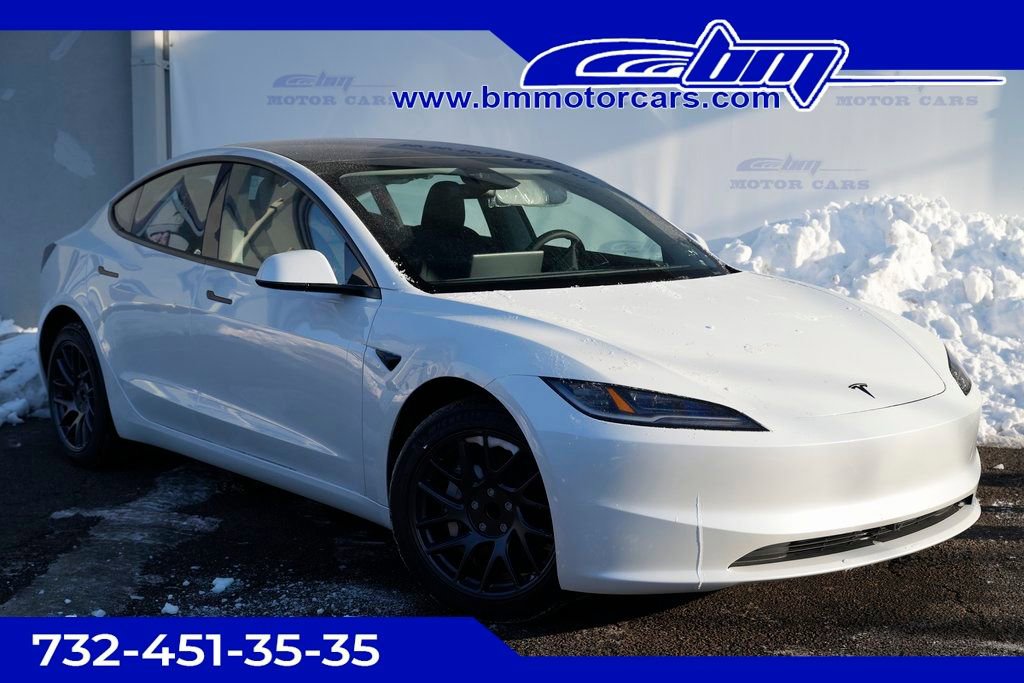 2026 Tesla Model 3 Premium's photo