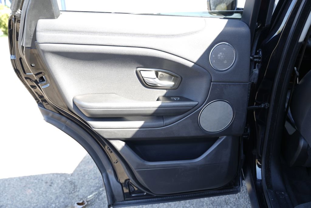 2019 Land Rover Range Rover Evoque SE Premium - Photo 25