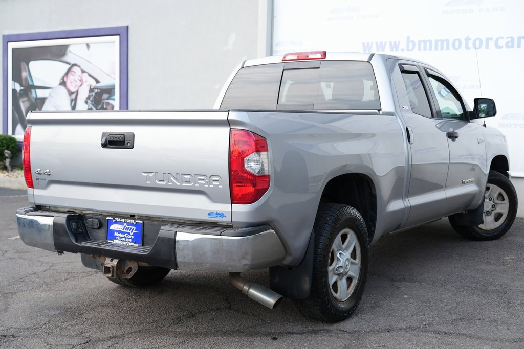 2018 Toyota Tundra SR5 photo 3