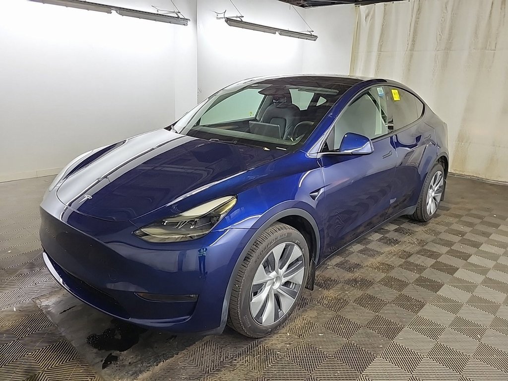 2024 Tesla Model Y Long Range's photo