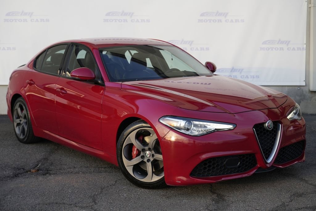 2018 Alfa Romeo Giulia Sport