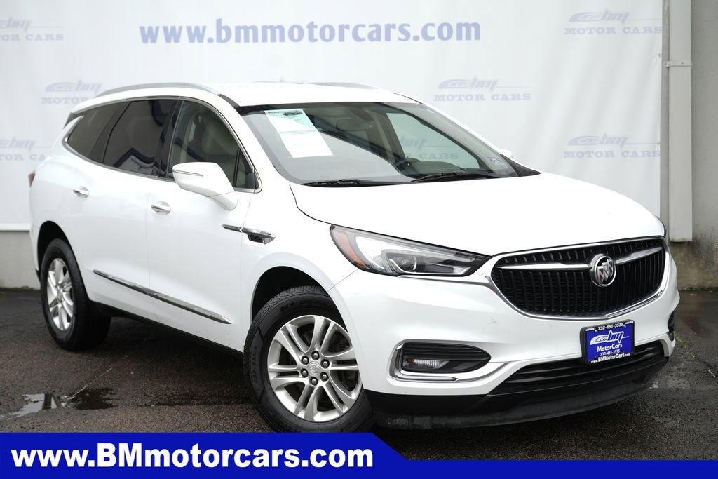 2019 Buick Enclave Essence AWD's photo