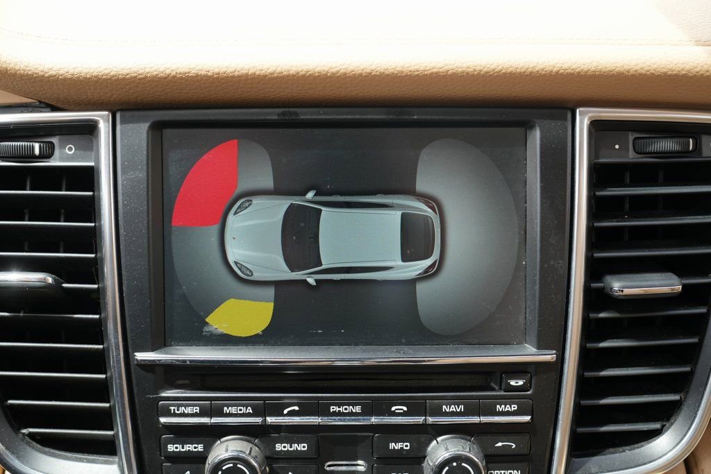 2013 Porsche Panamera - Photo 51