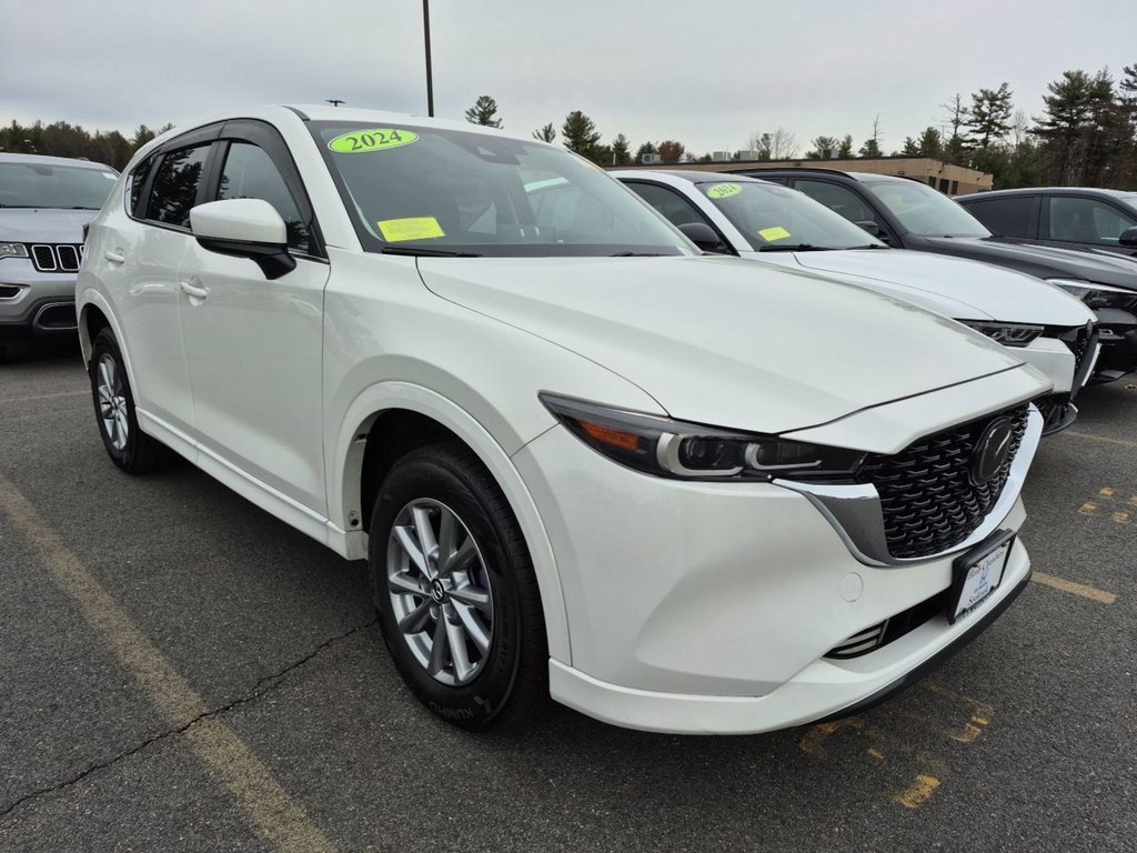 2024 Mazda CX-5 2.5 S Preferred photo 2
