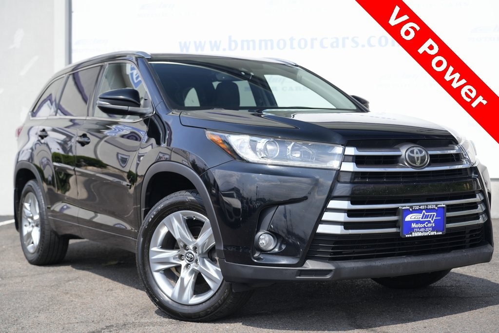 Used 2017 Toyota Highlander Limited SUV
