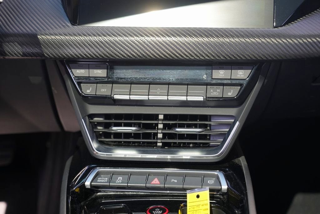 2022 Audi e-tron GT Premium Plus - Photo 42