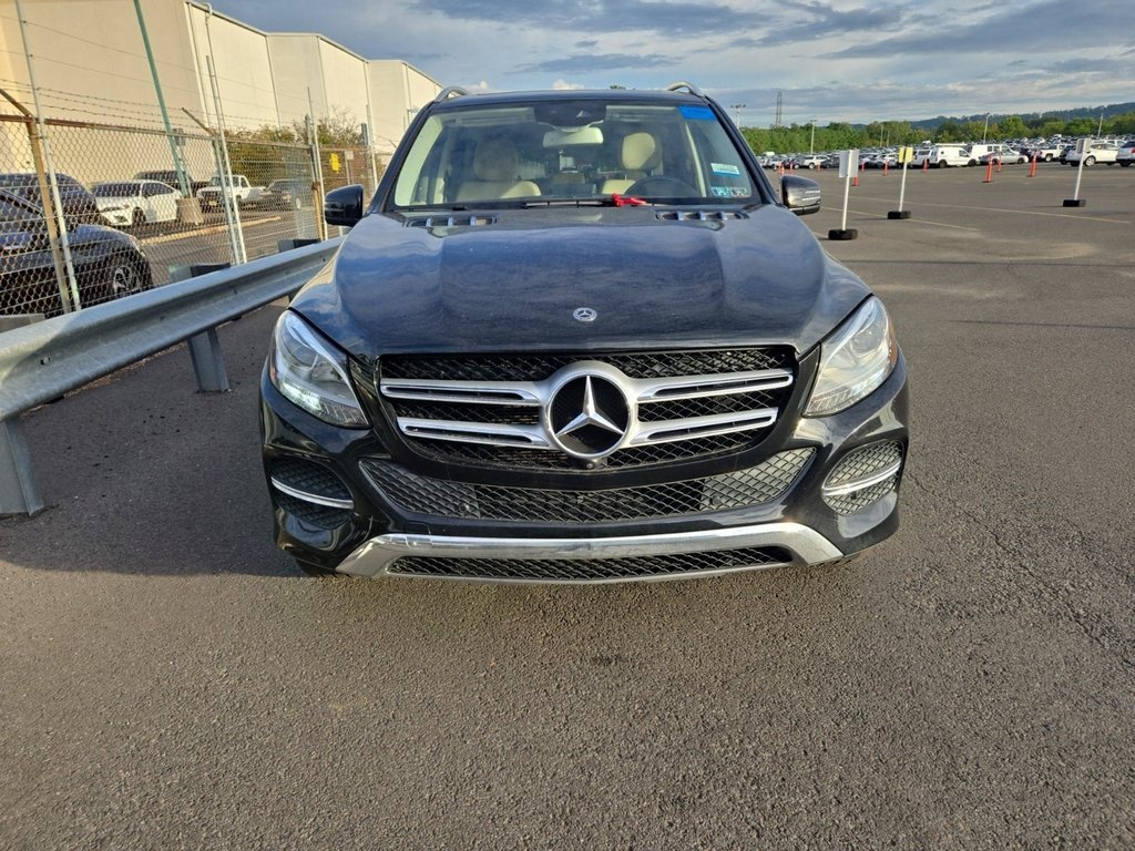 2018 Mercedes Benz GLE 350 4MATIC photo 4
