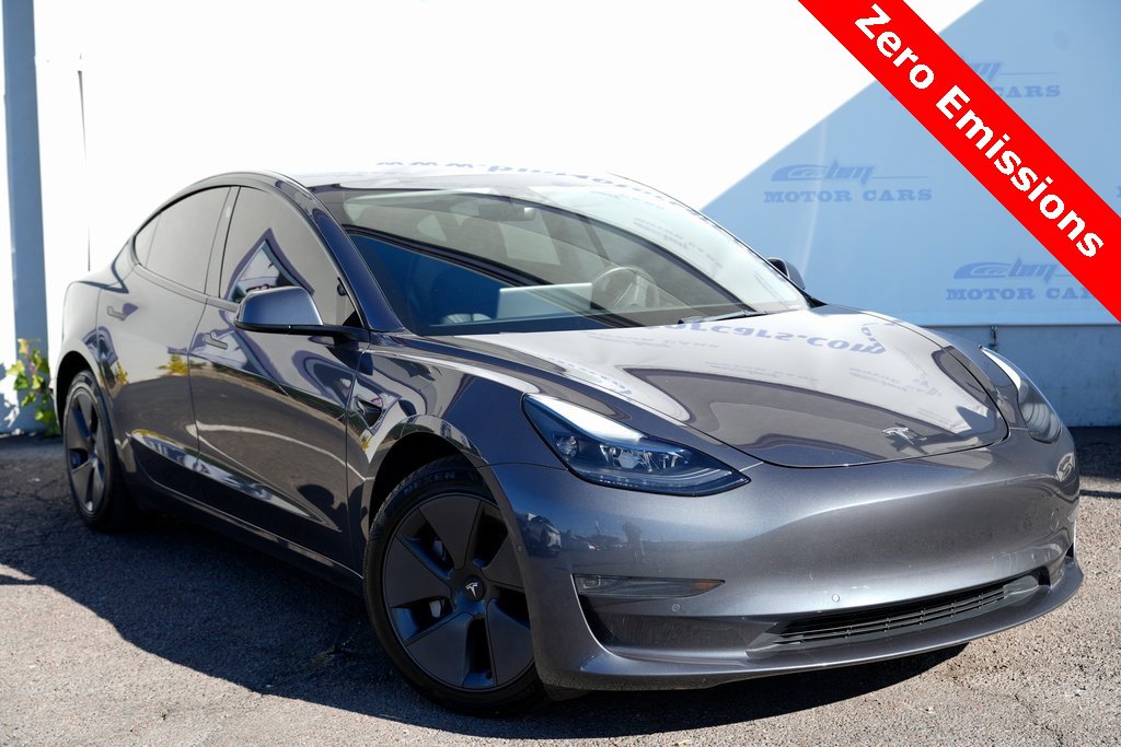 2022 Tesla Model 3 Base