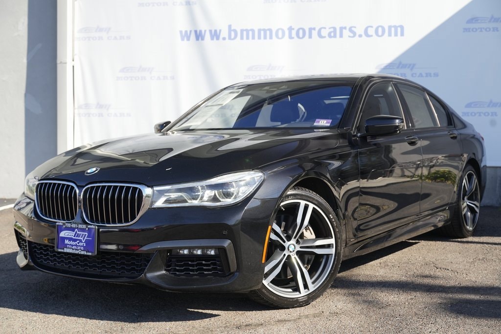 Used 2019 BMW 7 Series 750i xDrive Sedan