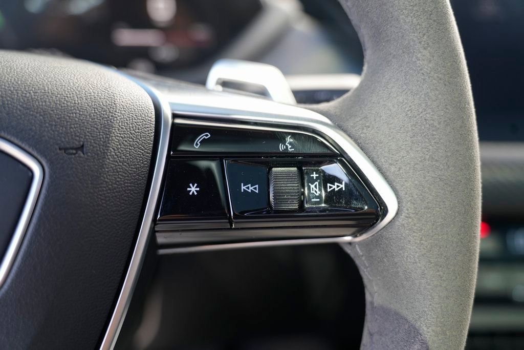 2022 Audi e-tron GT Premium Plus - Photo 46
