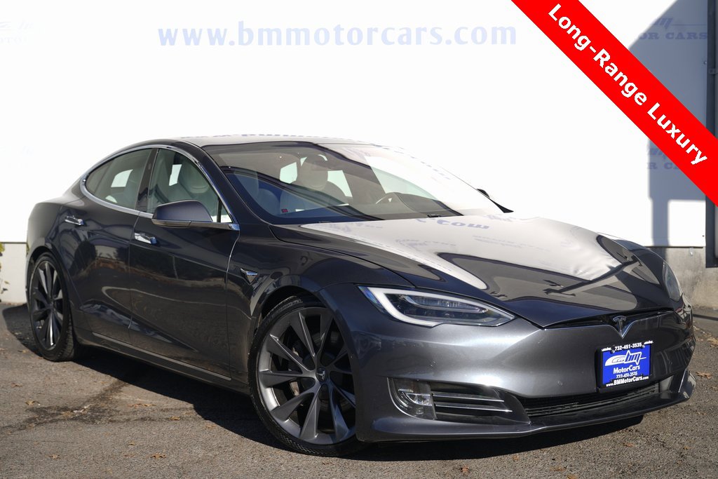 2021 Tesla Model S Long Range Plus's photo