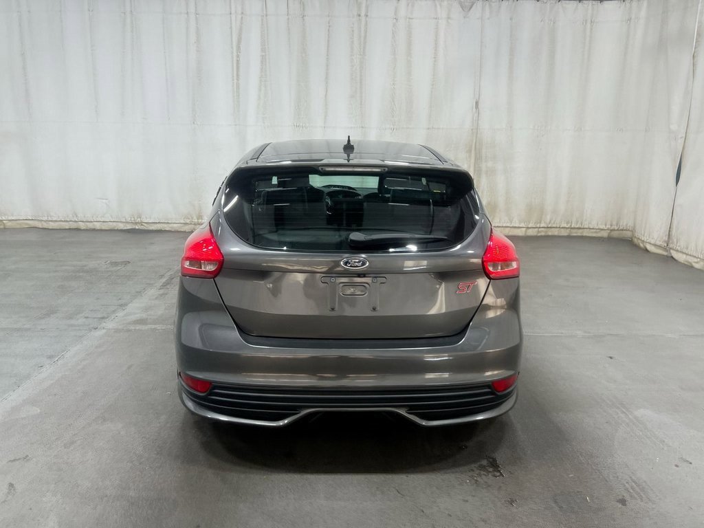 2018 Ford Focus ST photo 3