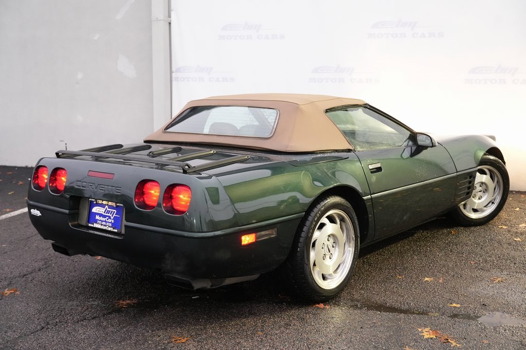 1994 Chevrolet Corvette Base photo 3