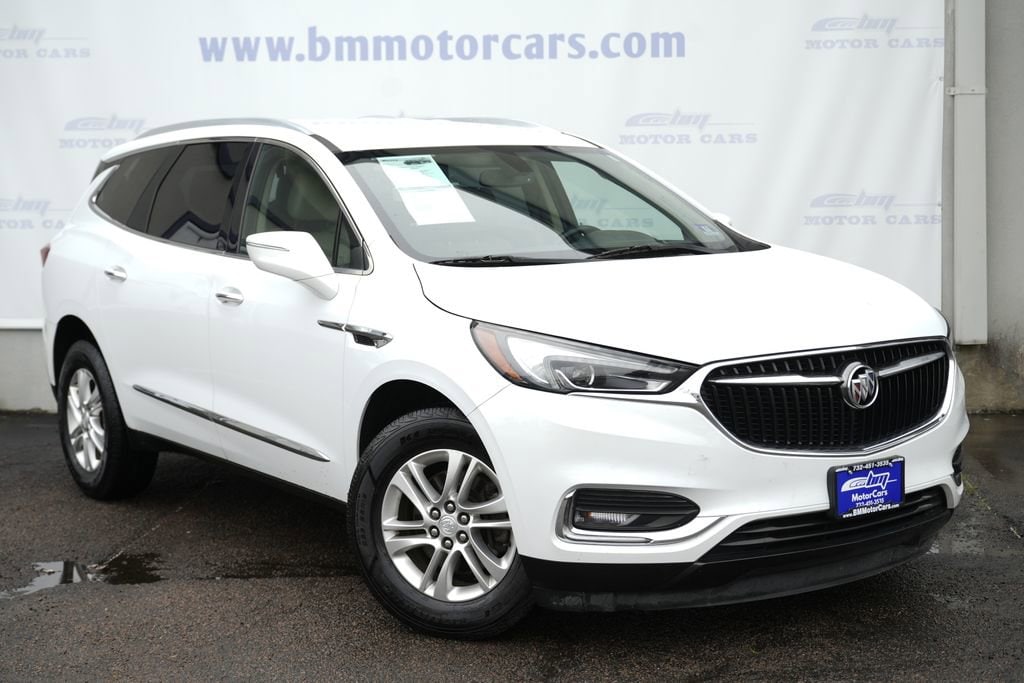 2019 Buick Enclave Essence AWD's photo