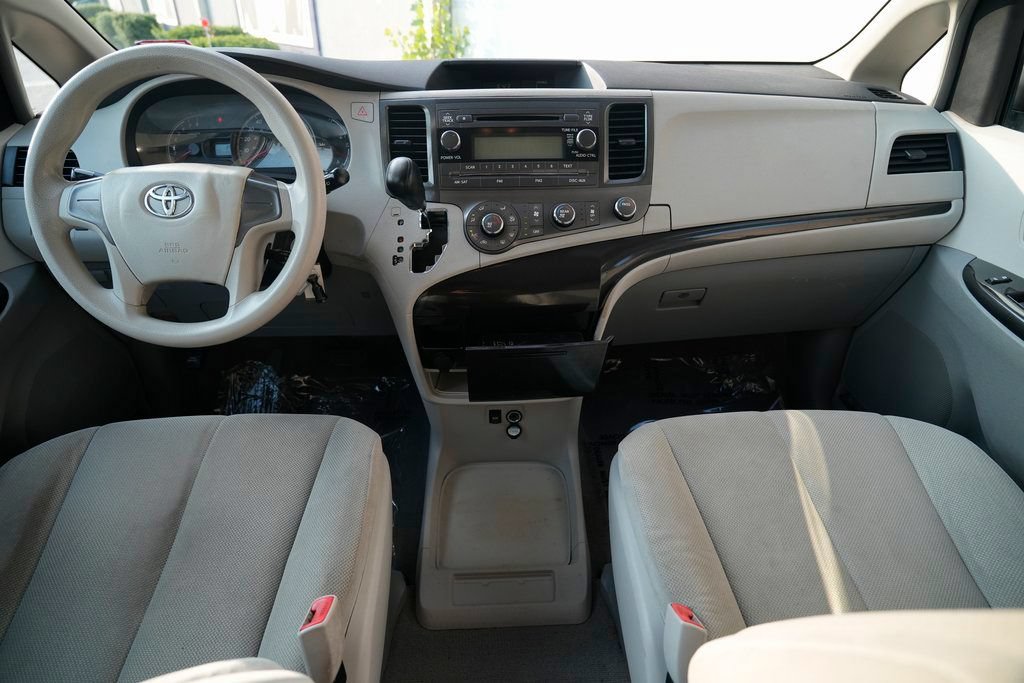 2011 Toyota Sienna Base - Photo 33