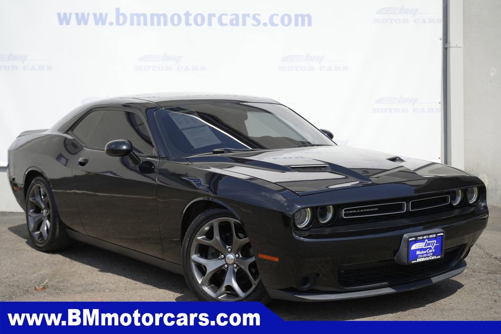 2015 Dodge Challenger SXT