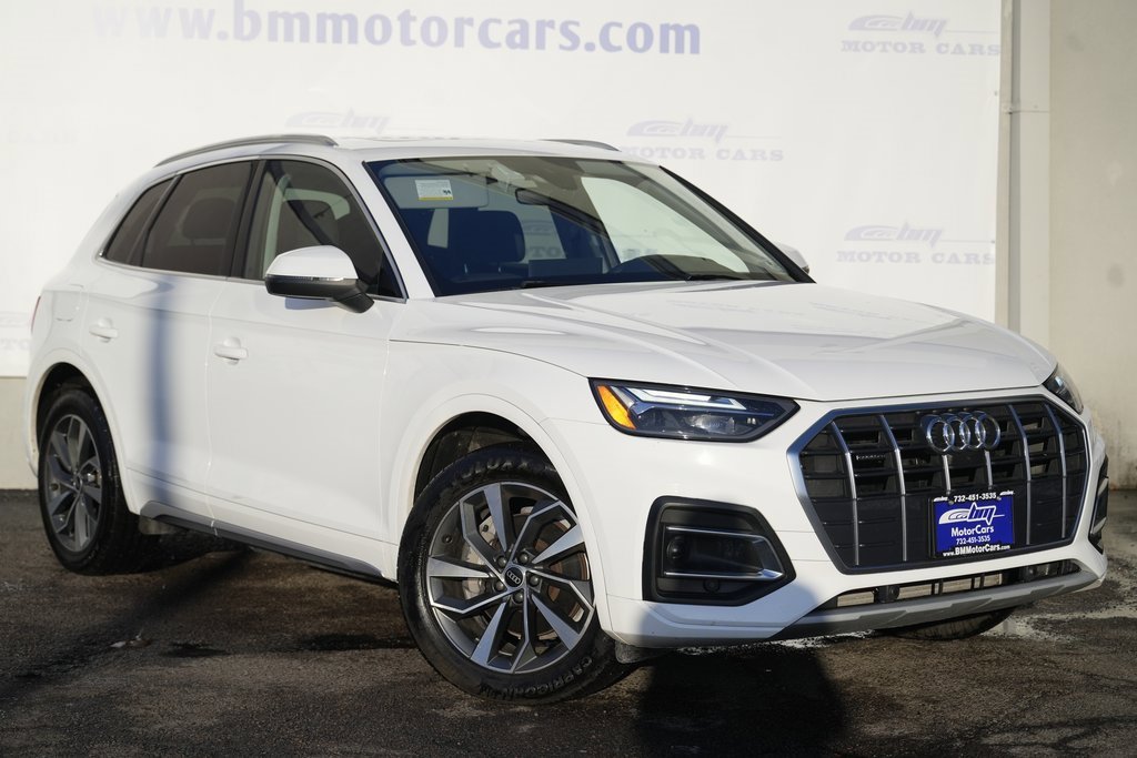 2021 Audi Q5 Premium Plus's photo