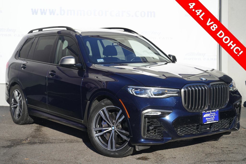 2020 BMW X7 M50i's photo