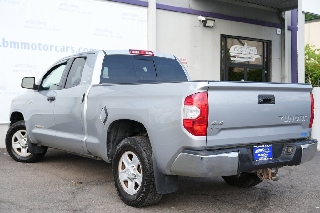 2018 Toyota Tundra SR5 photo 4