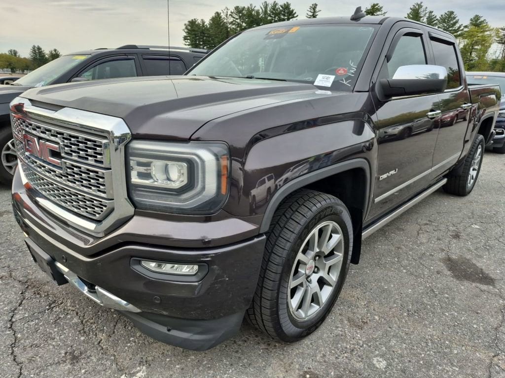2016 GMC Sierra 4WD Crew Cab Short Box's photo