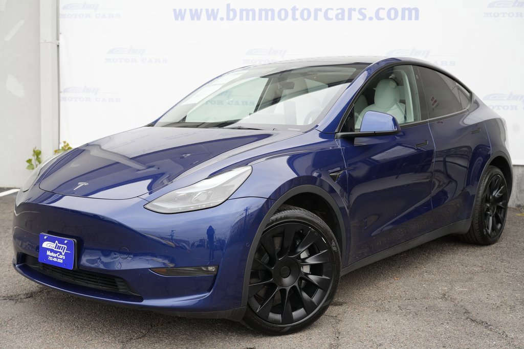 2022 Tesla Model Y Long Range photo 2