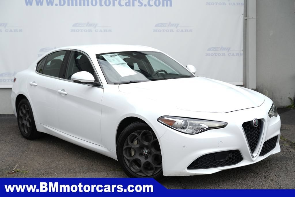 2017 Alfa Romeo Giulia Q4