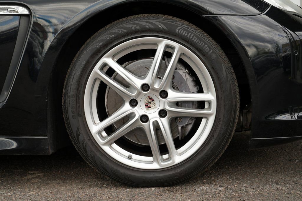 2013 Porsche Panamera - Photo 12