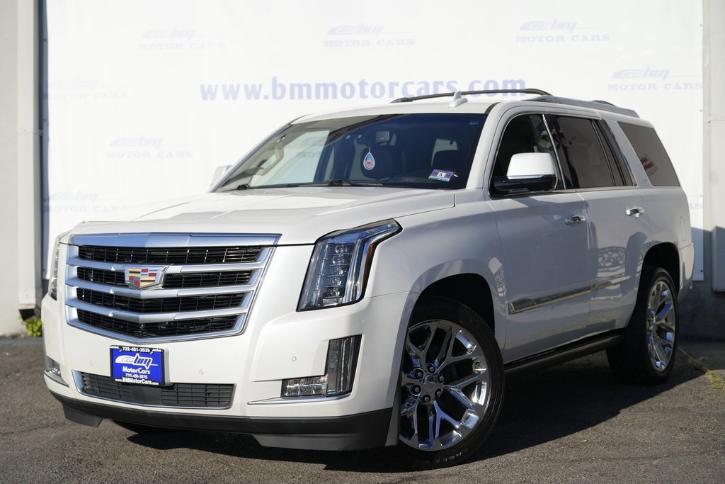 2016 Cadillac Escalade Premium photo 2