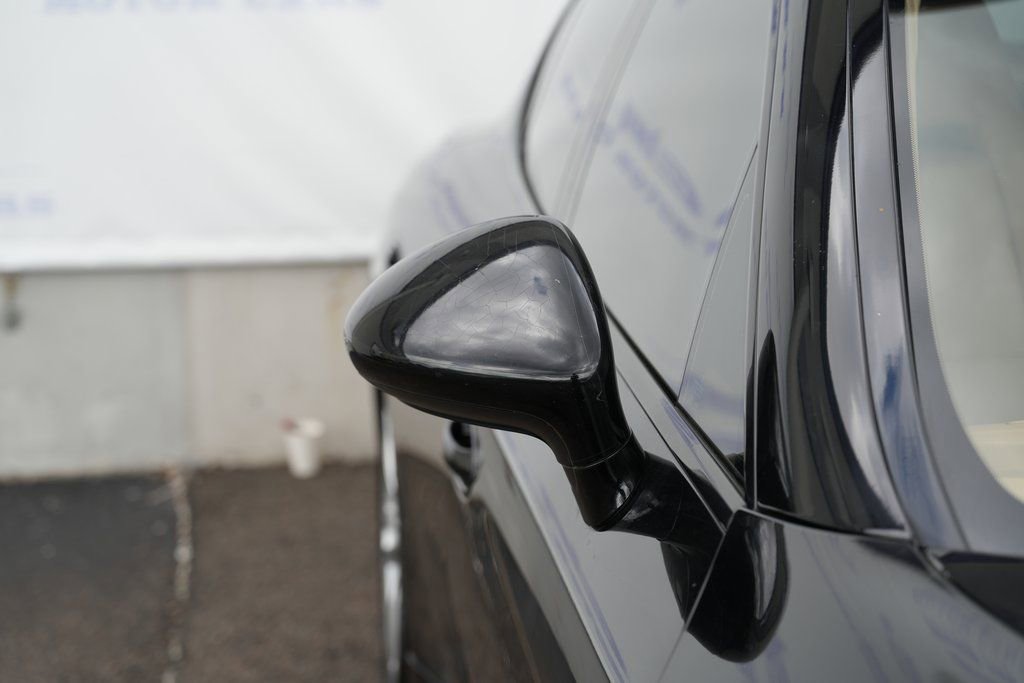 2013 Porsche Panamera - Photo 9