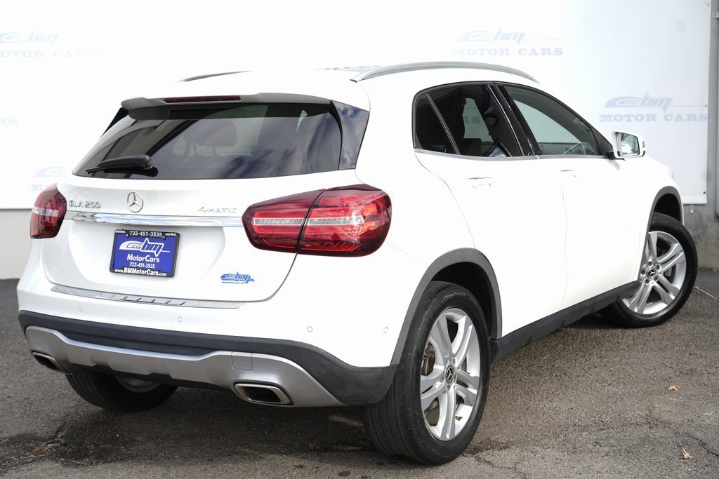 2019 Mercedes Benz GLA 250 photo 3