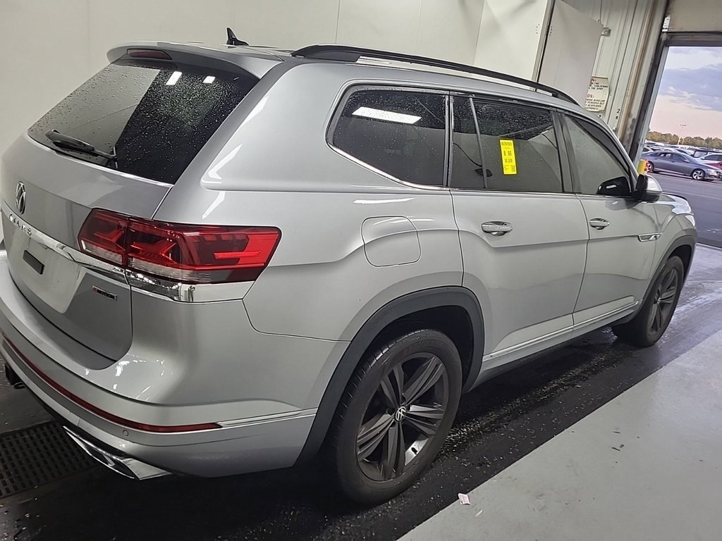 2021 Volkswagen Atlas V6 SE Technology R-Line photo 4