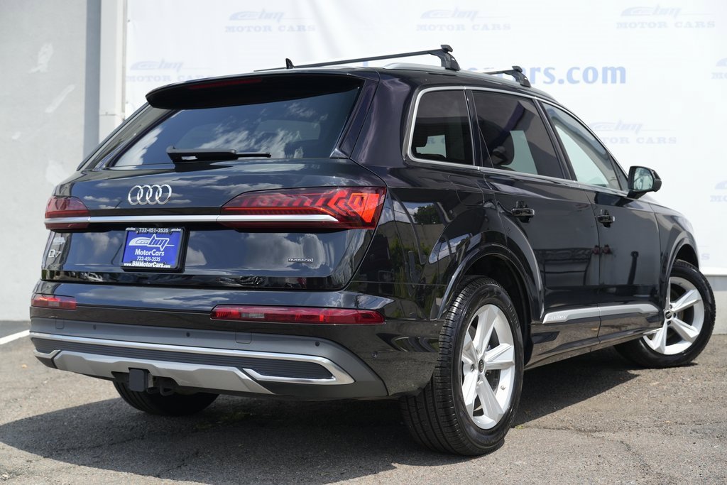 2023 Audi Q7 Premium Plus photo 2