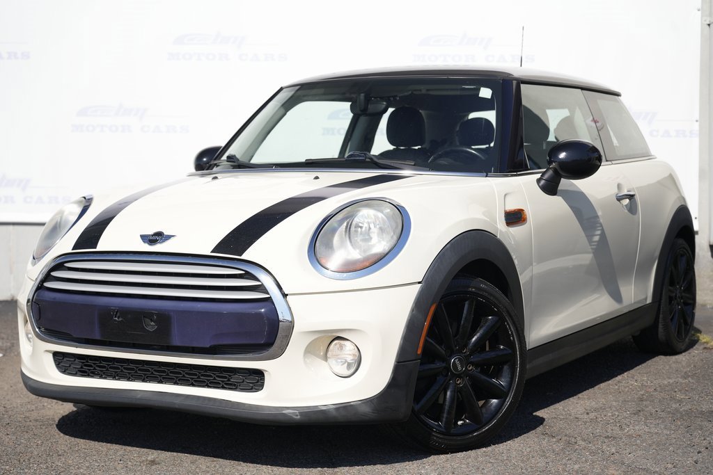 2014 Mini Cooper Hardtop Base photo 2