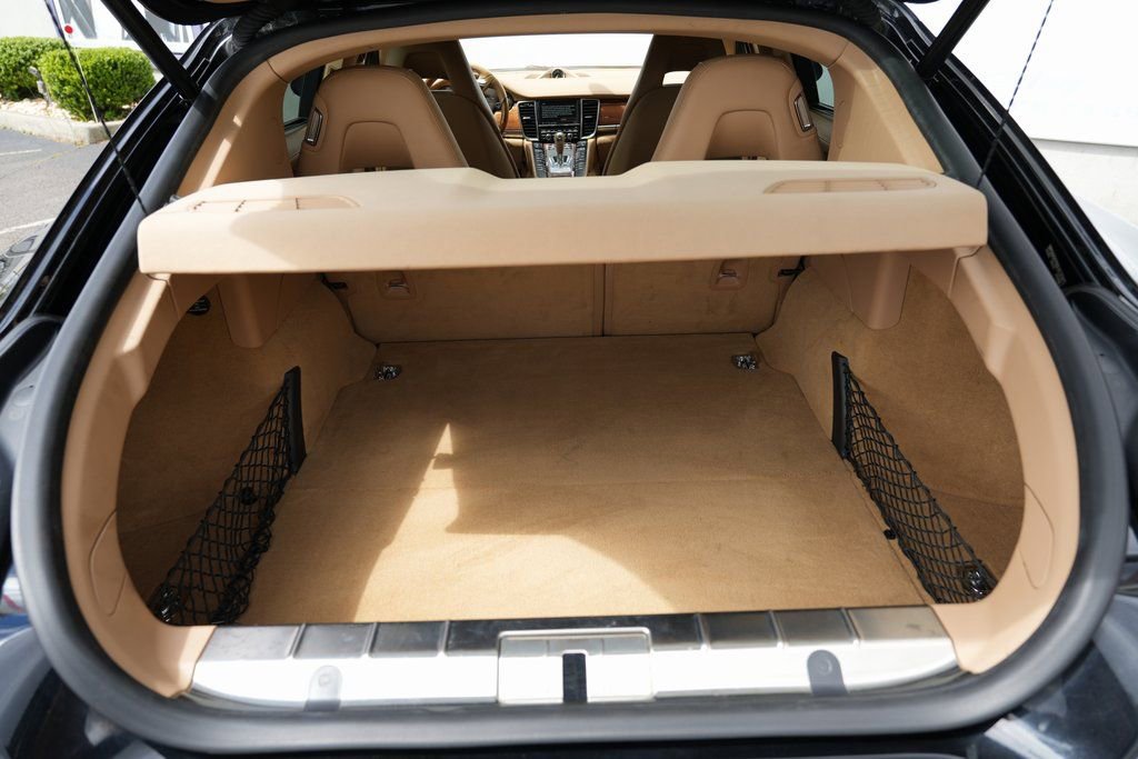 2013 Porsche Panamera - Photo 15