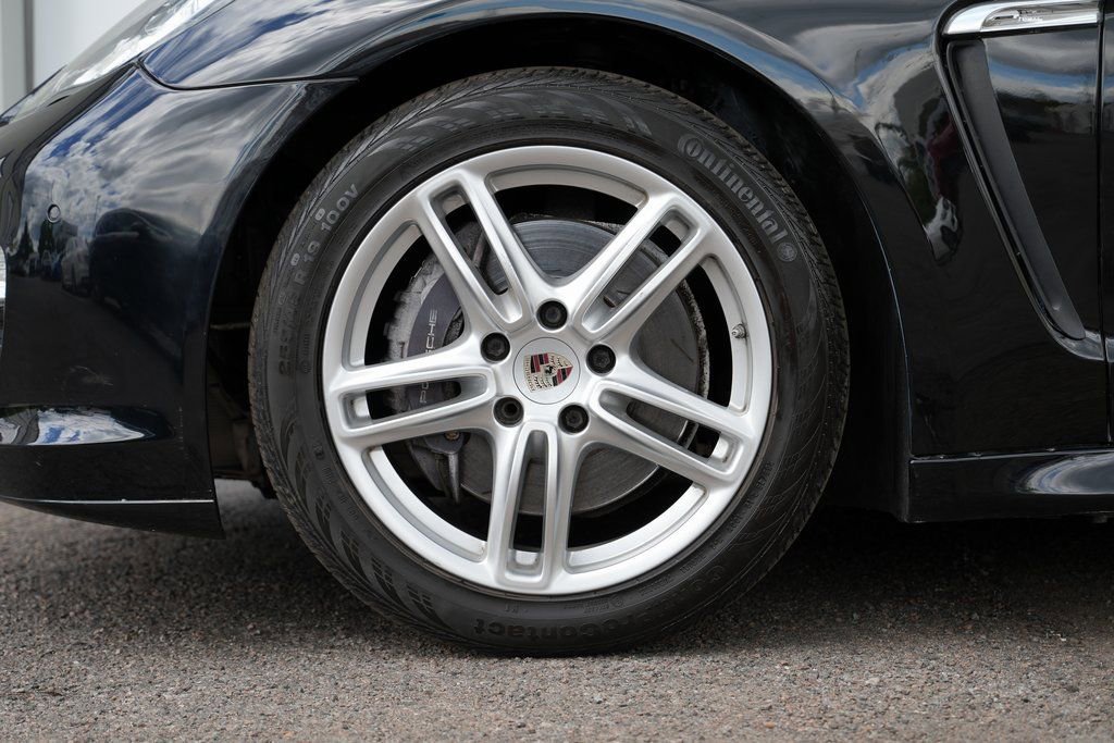 2013 Porsche Panamera - Photo 13