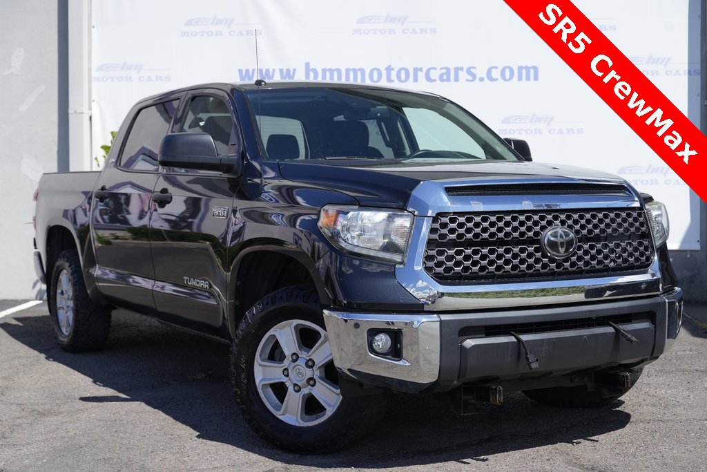 2019 Toyota Tundra SR5's photo