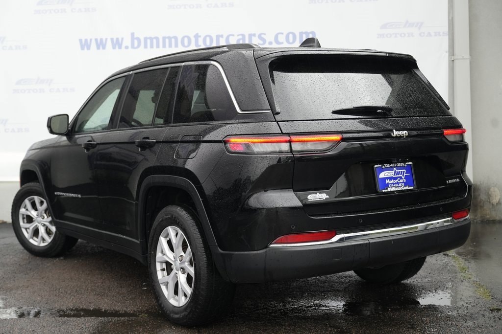 Used 2022 Jeep Grand Cherokee Limited SUV