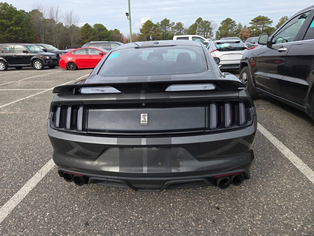 2017 Ford Mustang Shelby photo 3