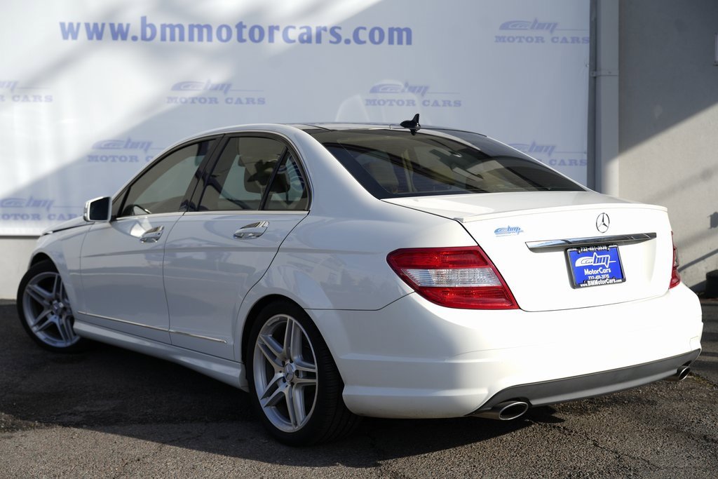 2010 Mercedes Benz C 300 4MATIC photo 2