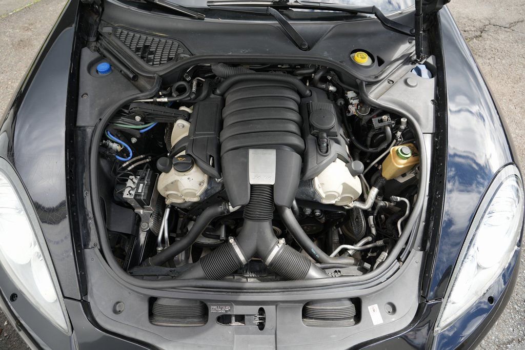2013 Porsche Panamera - Photo 16