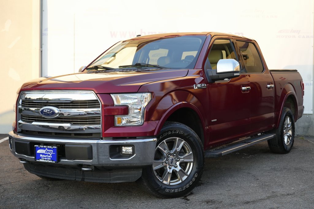 2016 Ford F-150 Lariat photo 2