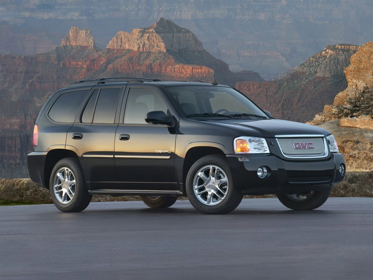 2009 GMC Envoy Denali's photo