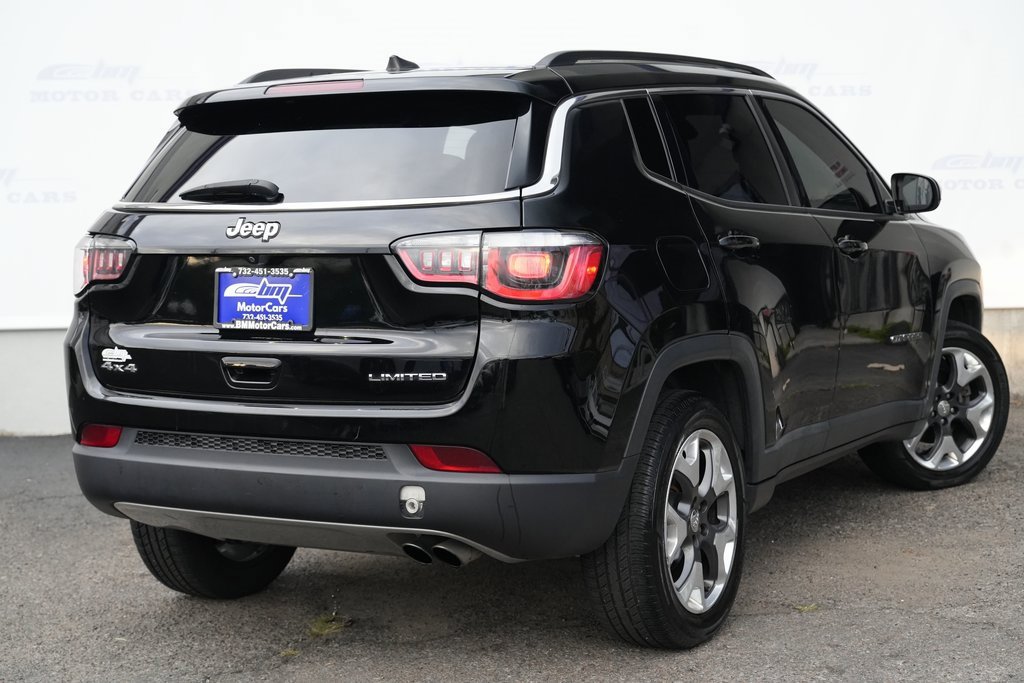 2018 Jeep Compass Limited photo 2