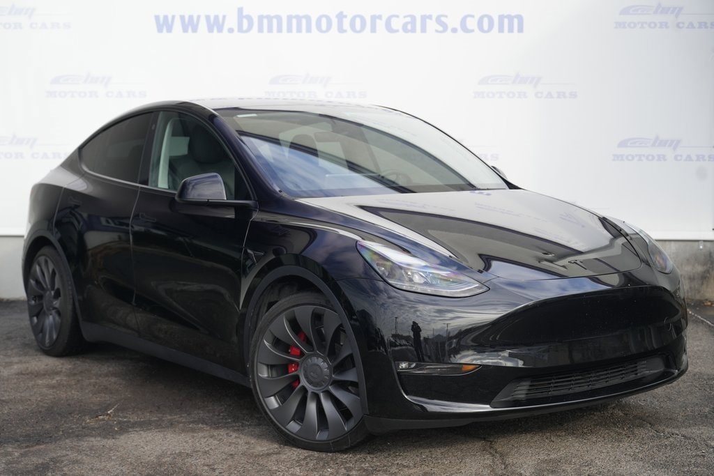 2023 Tesla Model Y Performance's photo