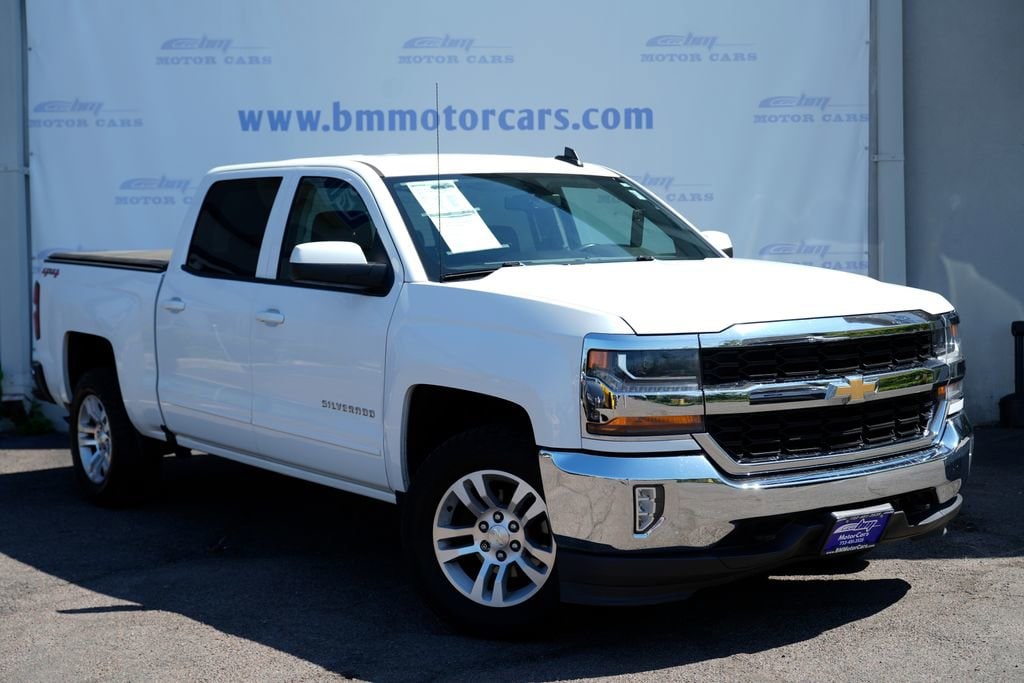 2016 Chevrolet Silverado 1500 LT 4X4 Crew Cab Standard Box's photo