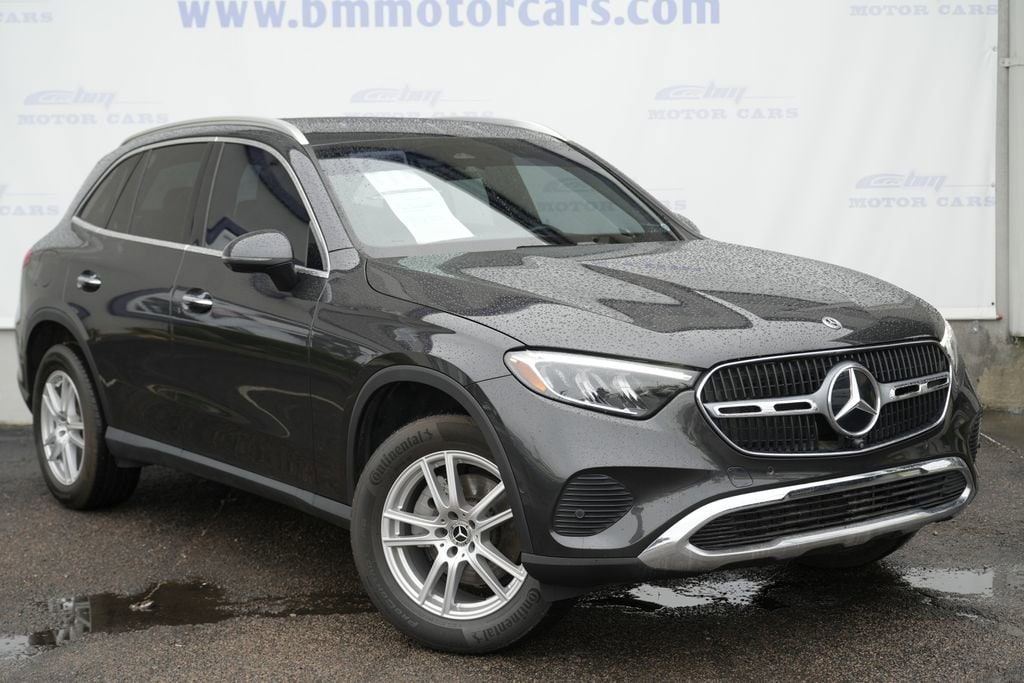 2023 Mercedes-Benz GLC GLC 300 4MATIC's photo