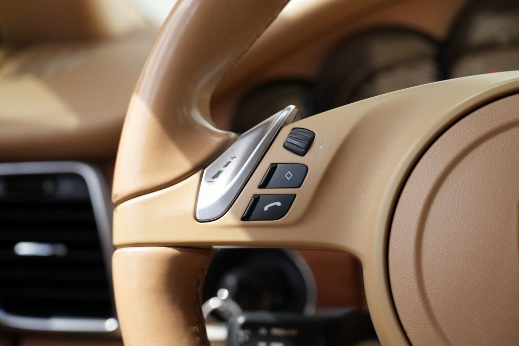 2013 Porsche Panamera - Photo 44
